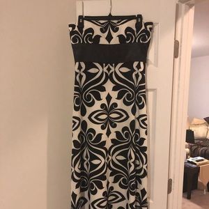 Strapless black and white dress